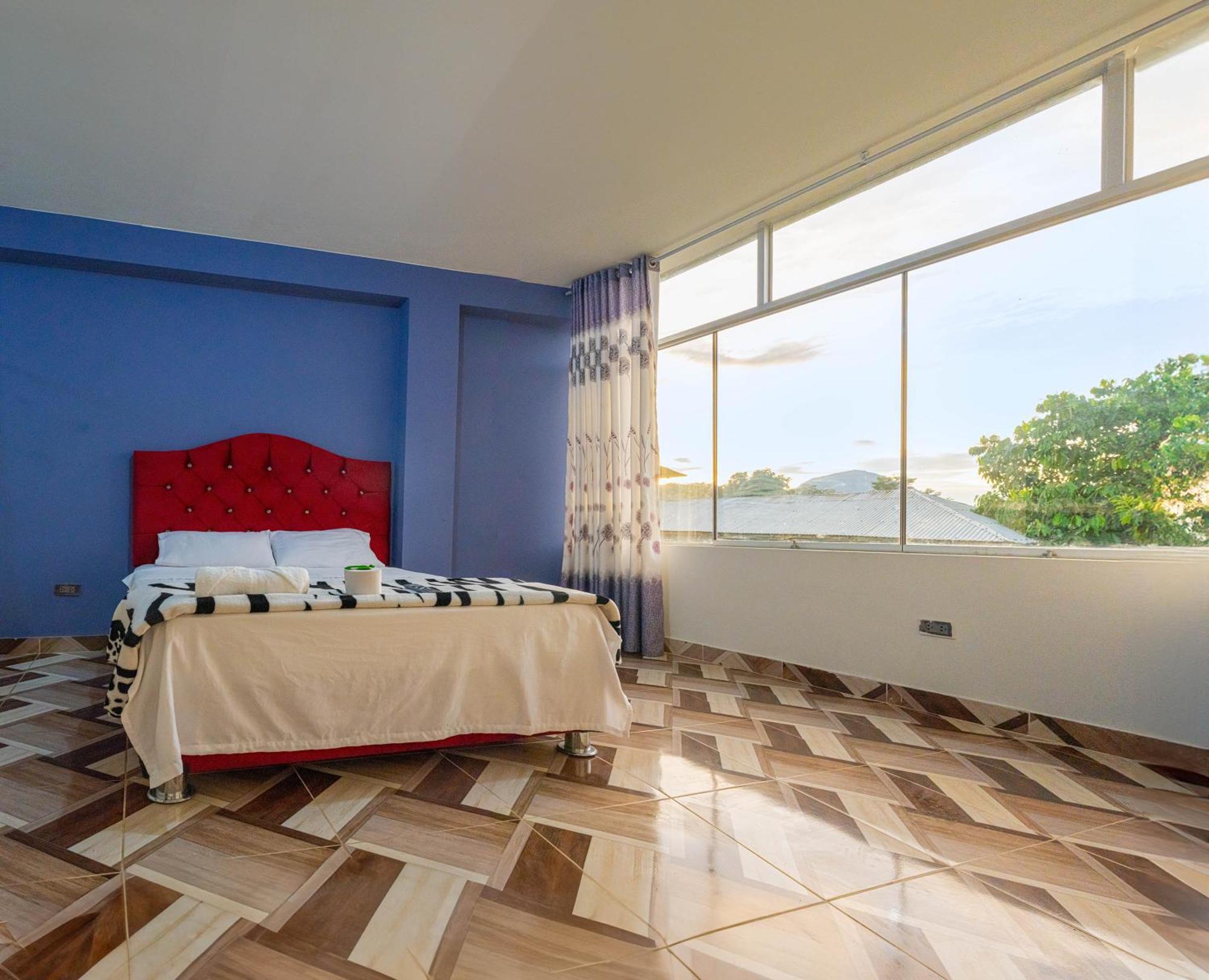 Hospedaje Miraflores Moyobamba Kültér fotó
